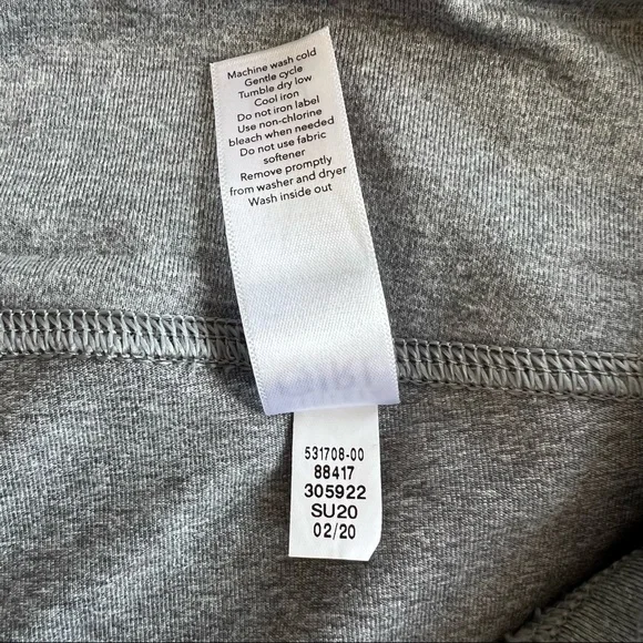 Athleta Girl • Gray Camo Printed Chit Chat Tight Leggings • Size XXL/16 - Picture 11 of 11